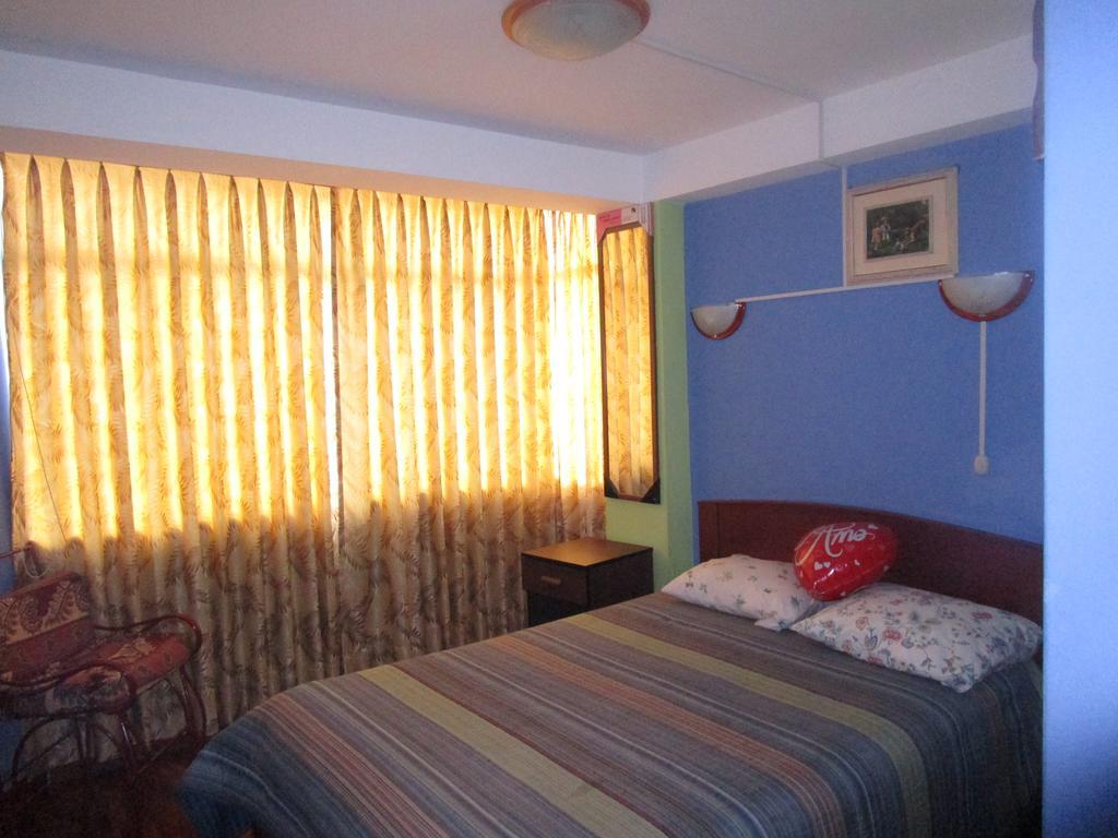 Hostal Arcangel Abancay エクステリア 写真